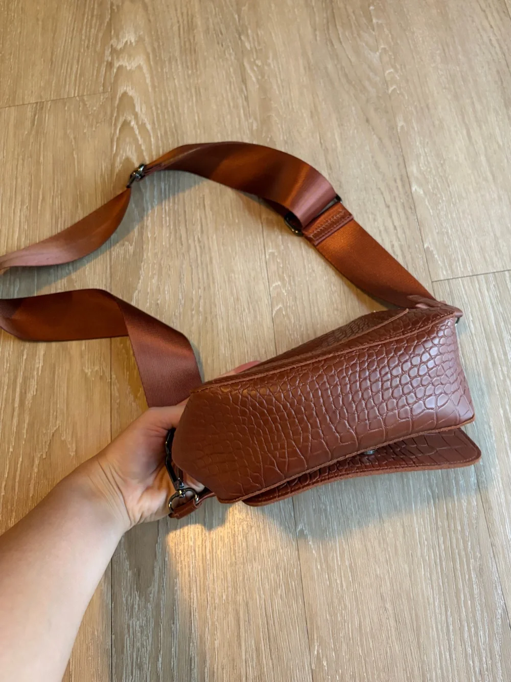 Brown Croc-Embossed Crossbody Bag